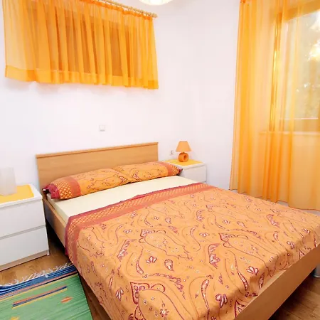 Studio Sabunike 5745a Apartment *